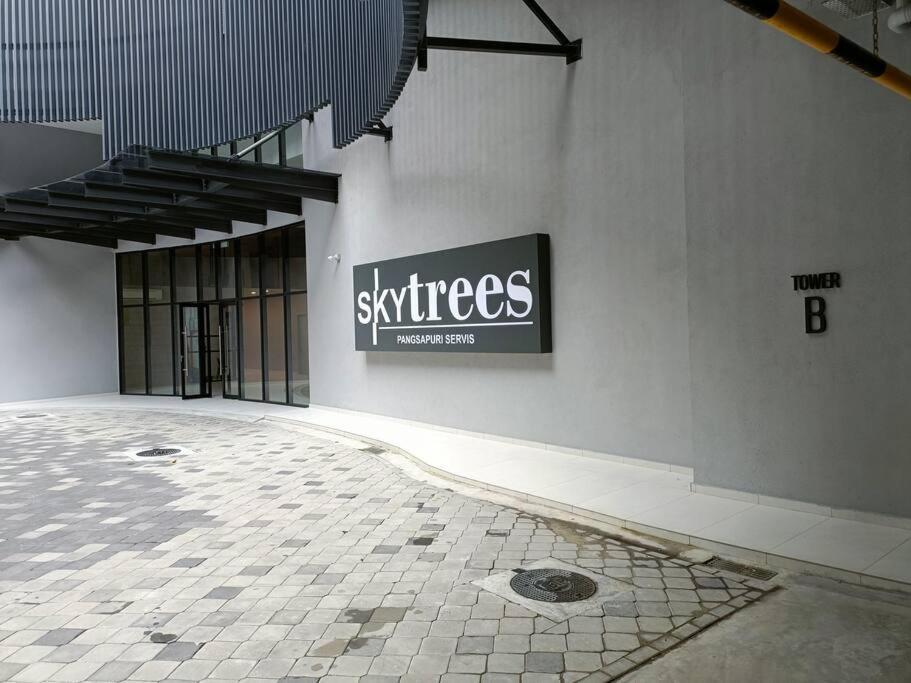 Sky Trees 4 Guests High Floor Nflix Hbo Disney Garden View A1801 Johor Bahru Exterior foto
