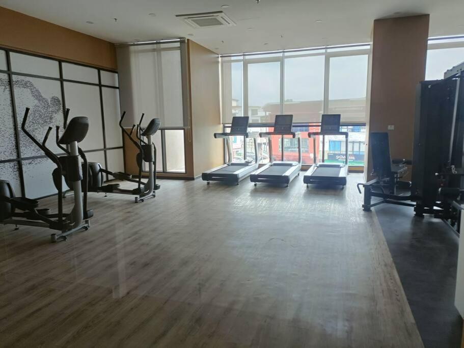 Sky Trees 4 Guests High Floor Nflix Hbo Disney Garden View A1801 Johor Bahru Exterior foto