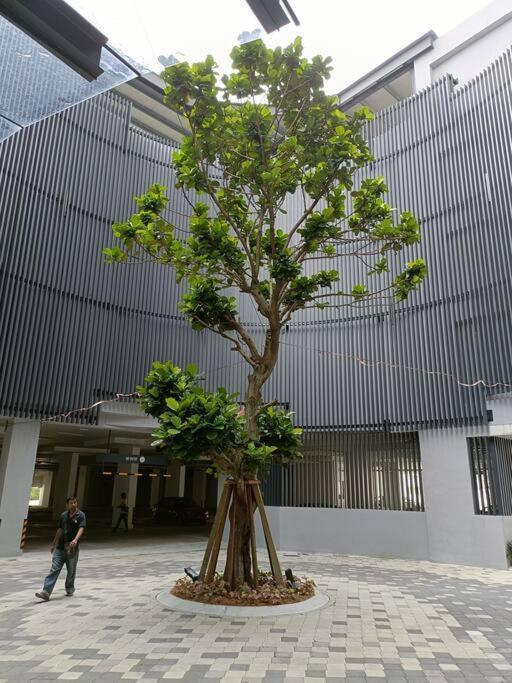 Sky Trees 4 Guests High Floor Nflix Hbo Disney Garden View A1801 Johor Bahru Exterior foto