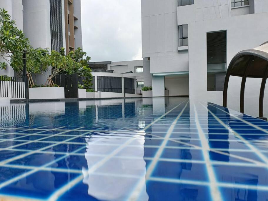 Sky Trees 4 Guests High Floor Nflix Hbo Disney Garden View A1801 Johor Bahru Exterior foto