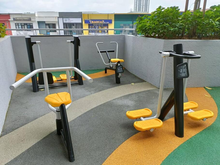 Sky Trees 4 Guests High Floor Nflix Hbo Disney Garden View A1801 Johor Bahru Exterior foto